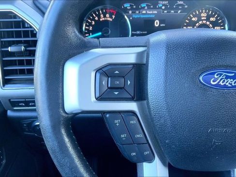 Used 2018 Ford F150 Lariat image 18