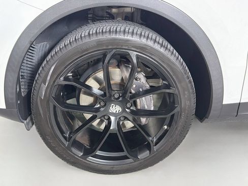 Used 2019 Porsche Cayenne AWD/4WD image 32