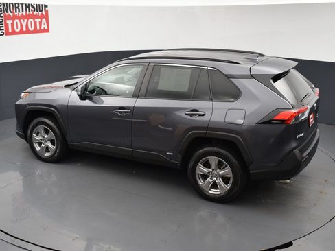 Used 2024 Toyota RAV4 LE AWD/4WD image 18