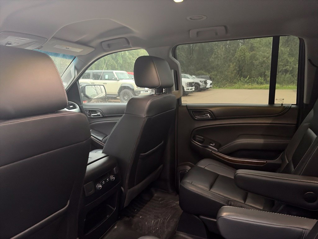 Used 2018 Chevrolet Suburban LT AWD/4WD image 11