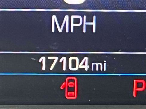 Used 2023 Chevrolet Equinox LT image 22