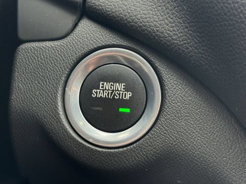 Used 2024 Chevrolet Equinox LT FWD image 26