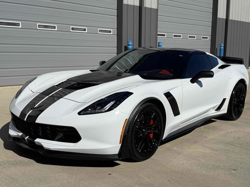 Used 2016 Chevrolet Corvette Z06 w/ 3LZ Preferred Equipment Group image 43