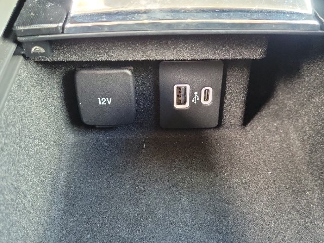 Certified 2024 Lincoln Corsair FWD image 28