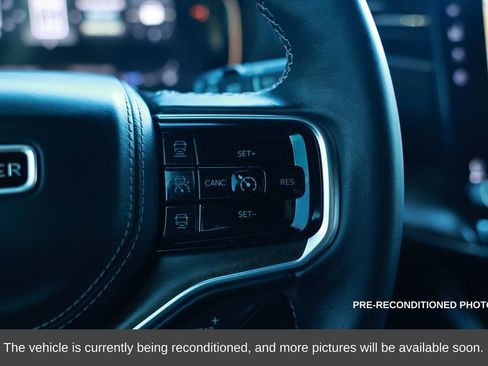 Used 2023 Jeep Grand Wagoneer Series II image 22