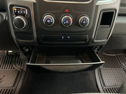 Used 2024 RAM 1500 Classic SLT image 40