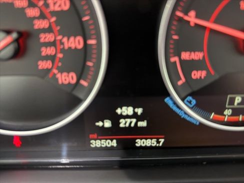 Used 2019 BMW 440i xDrive Coupe w/ M Sport Package image 29