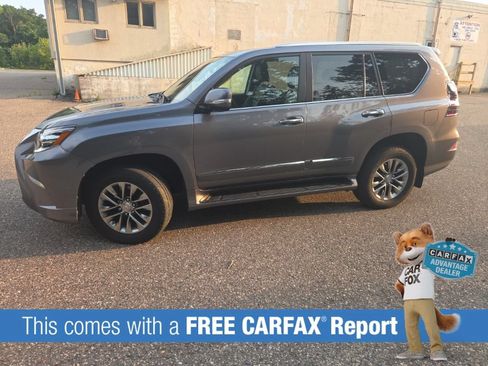 Used 2016 Lexus GX 460 Luxury w/ Preferred Accessory Package AWD/4WD image 2