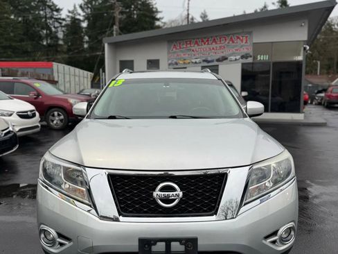 Used 2013 Nissan Pathfinder SL w/ SL Premium Pkg image 6