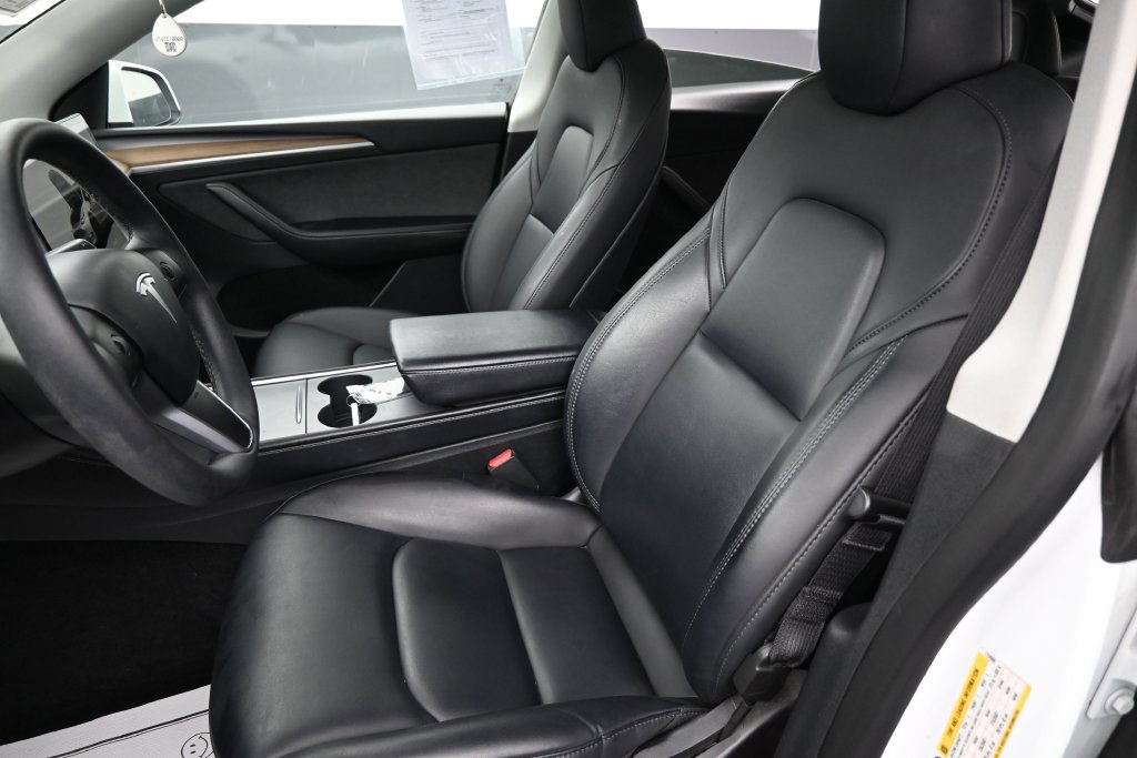 Used 2023 Tesla Model Y Performance AWD/4WD image 31