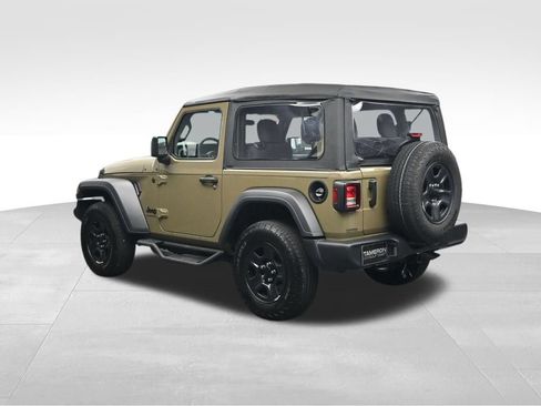 Used 2025 Jeep Wrangler Sport AWD/4WD image 3
