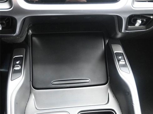 Used 2023 Kia Sorento EX image 16