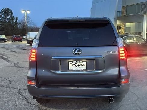 Used 2023 Lexus GX 460 Premium w/ Premium Package image 31