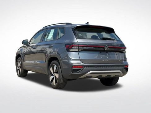 Used 2025 Volkswagen Taos S AWD/4WD image 11