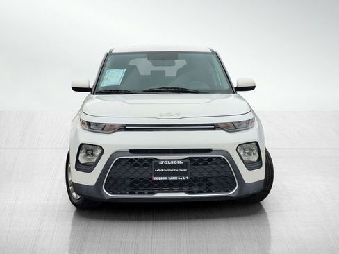 Used 2022 Kia Soul LX image 2