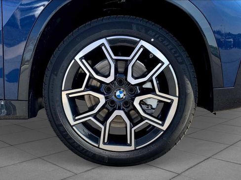 Used 2025 BMW X1 xDrive28i w/ Technology Package image 11