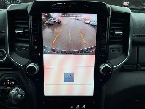 Used 2025 RAM 1500 Laramie image 27