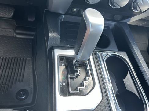 Used 2021 Toyota Tundra SR5 AWD/4WD image 33