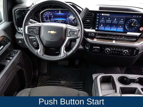 Used 2025 Chevrolet Silverado 2500 LT w/ Convenience Package image 19