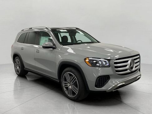 New 2026 Mercedes-Benz GLS 450 4MATIC image 1