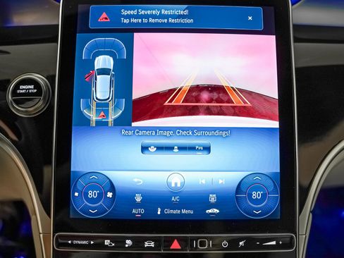 Certified 2025 Mercedes-Benz GLC 350e GLC 350e 4MATIC image 22