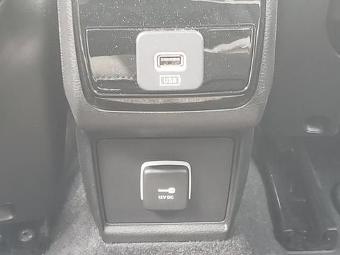 Used 2023 Jeep Compass Limited AWD/4WD image 14