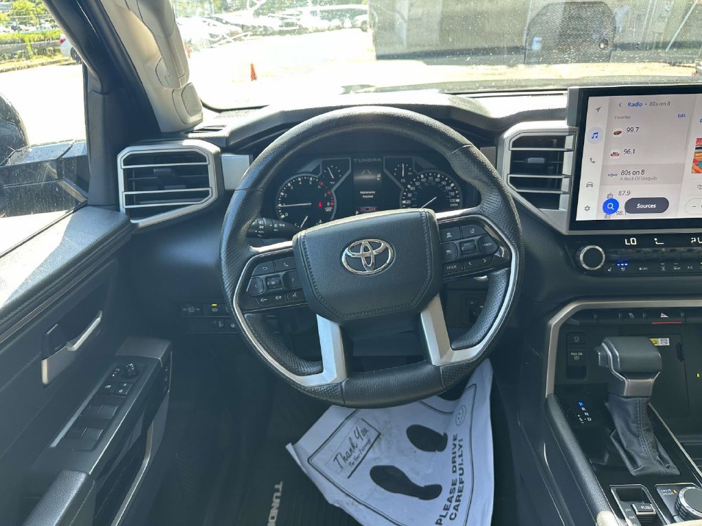 Used 2022 Toyota Tundra Limited w/ Power Package AWD/4WD image 11