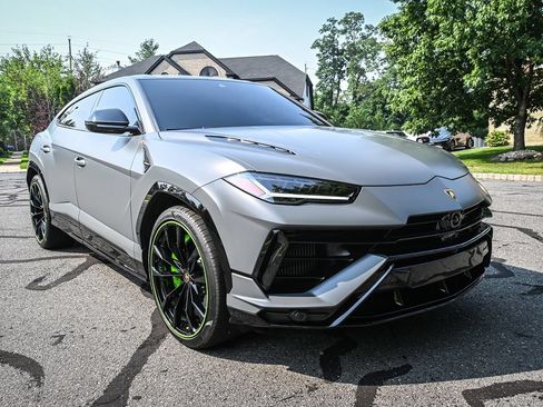 Used 2024 Lamborghini Urus S AWD/4WD image 6