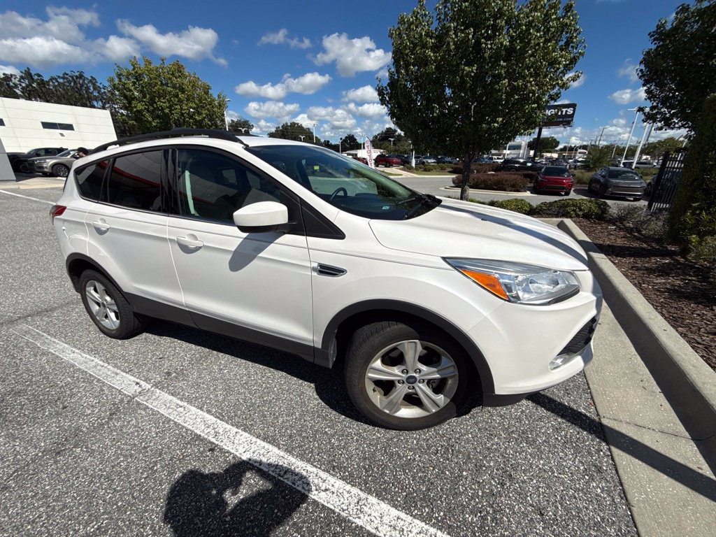 Used 2014 Ford Escape SE w/ Equipment Group 201A FWD image 8