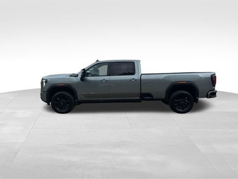 Used 2024 GMC Sierra 2500 AT4 w/ AT4 Premium Plus Package AWD/4WD image 6