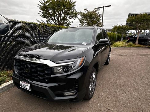 Used 2023 Honda Passport EX-L image 8