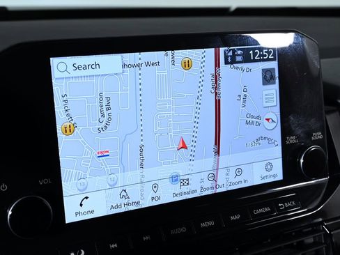 Certified 2024 Nissan Pathfinder SL image 16