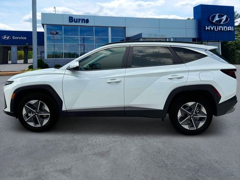 New 2025 Hyundai Tucson SEL image 3