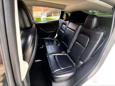 Used 2022 Tesla Model Y Performance AWD/4WD image 35