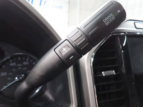 Used 2022 Ford F350 Lariat w/ Black Appearance Package AWD/4WD image 59