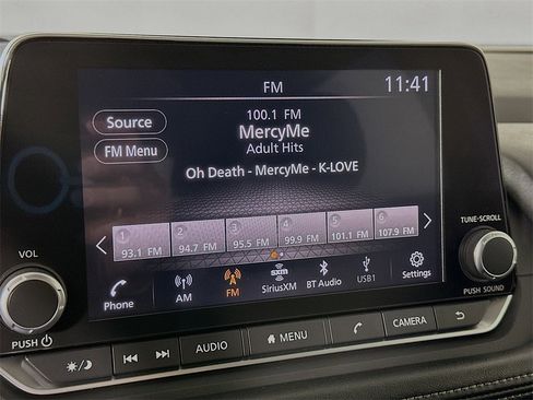 Used 2024 Nissan Rogue SV image 14