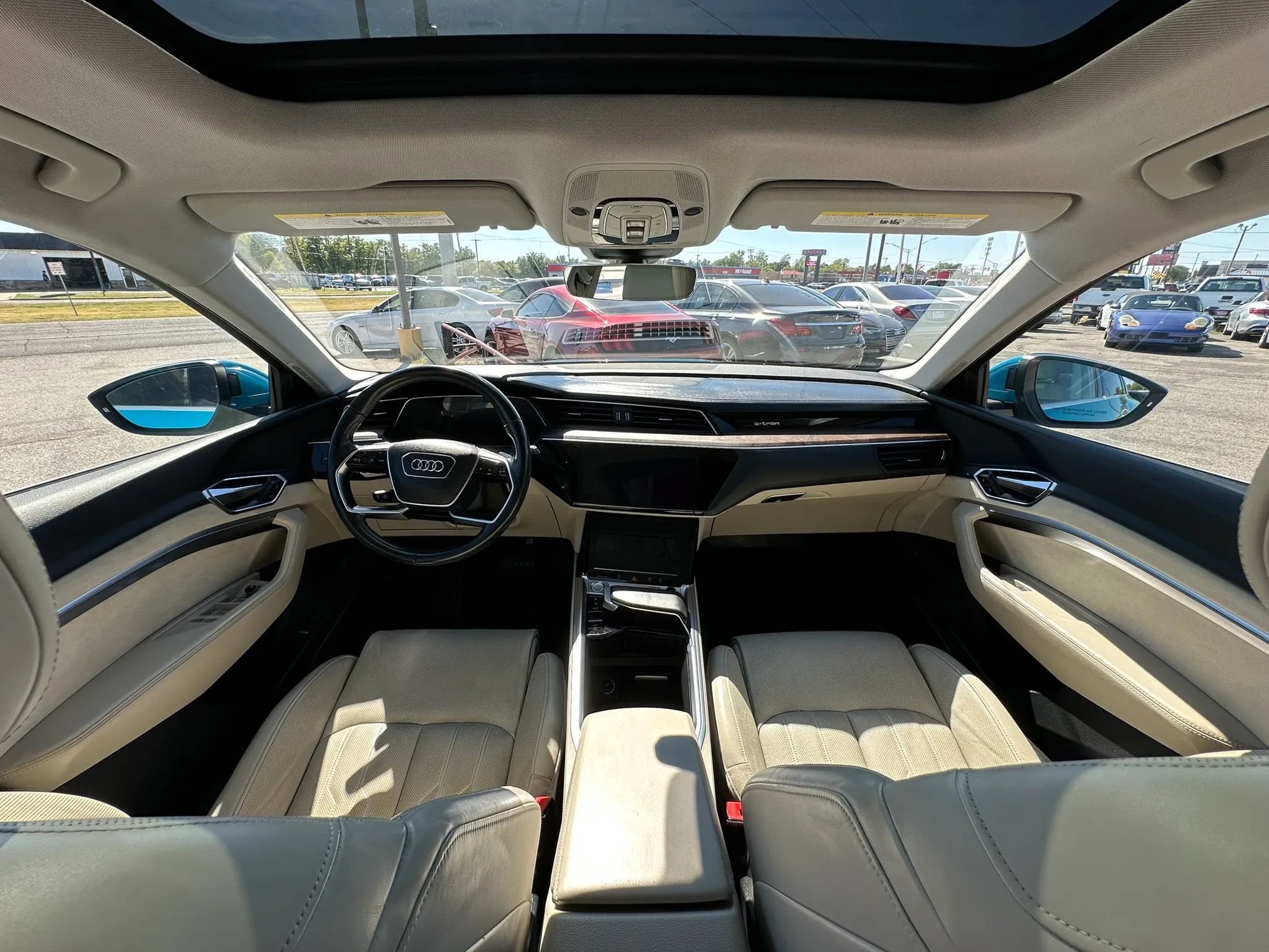 Used 2019 Audi e-tron Prestige AWD/4WD image 11