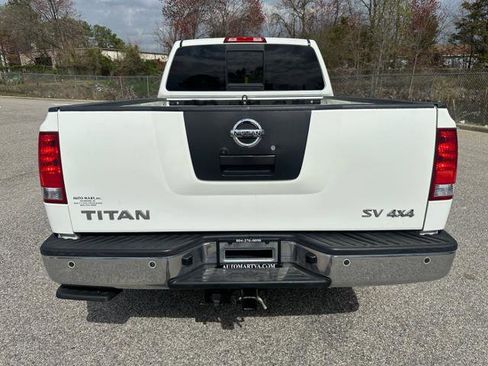 Used 2012 Nissan Titan SV w/ SV Value Truck Pkg image 35