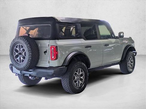 Used 2024 Ford Bronco Badlands AWD/4WD image 5