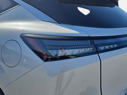 New 2026 Nissan Murano Platinum w/ Cargo Package AWD/4WD image 33