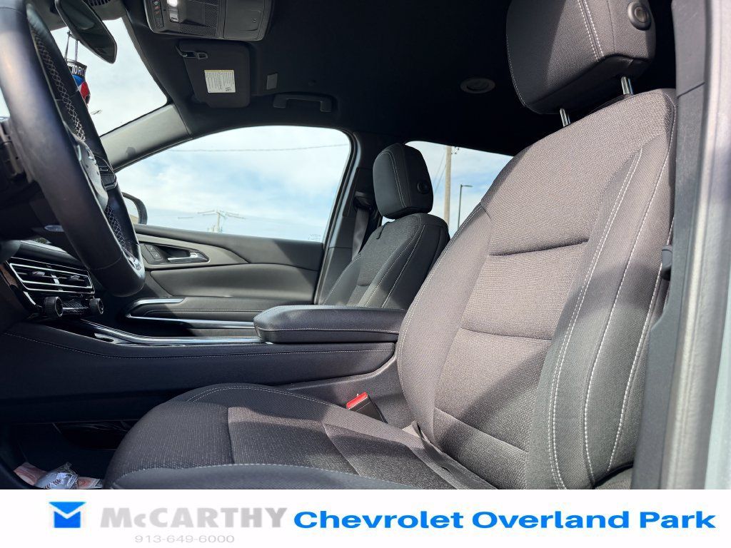 Used 2024 Chevrolet Traverse LS w/ LPO, Floor Liner Package FWD image 9