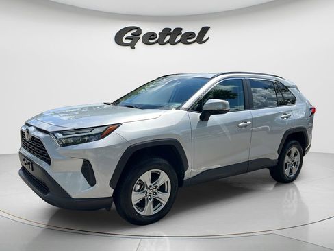 Used 2024 Toyota RAV4 XLE FWD image 1