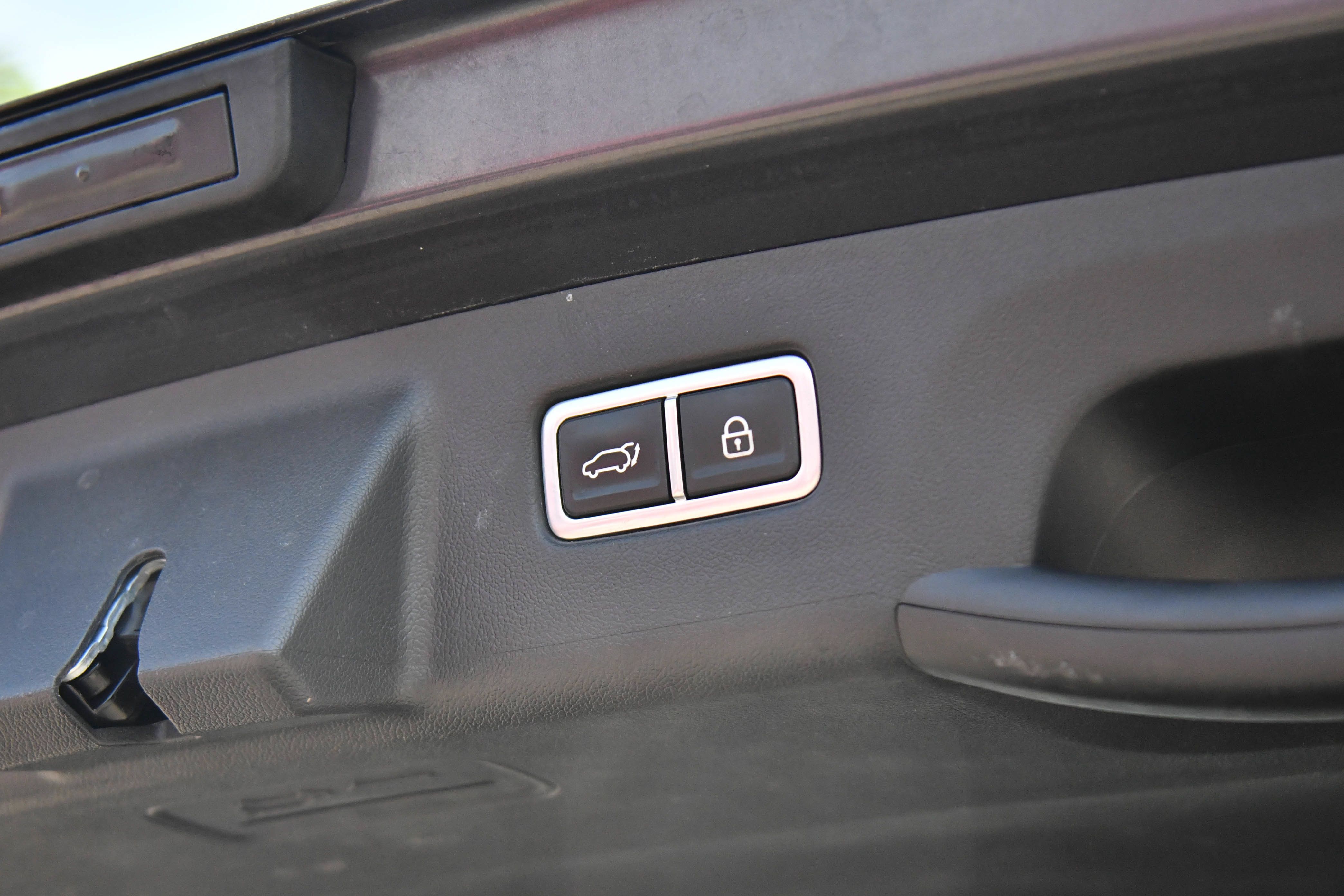 Used 2023 Kia Sorento EX FWD image 45