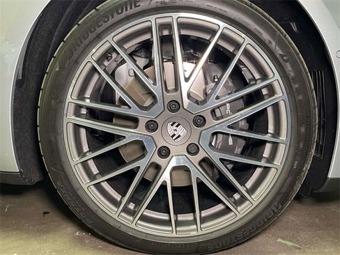 New 2026 Porsche Panamera 4 image 16