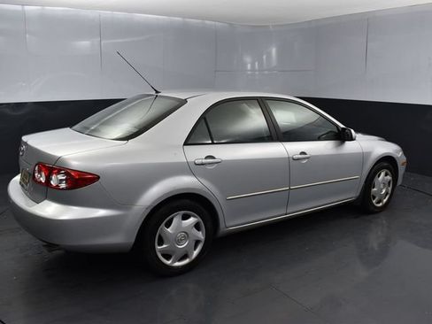 Used 2004 MAZDA MAZDA6 i FWD image 4