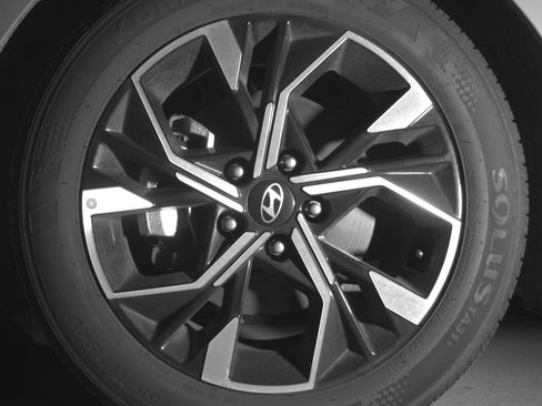 Used 2025 Hyundai Sonata SEL image 12