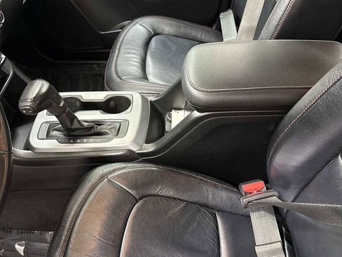 Used 2019 Chevrolet Colorado LT w/ Redline Special Edition image 23