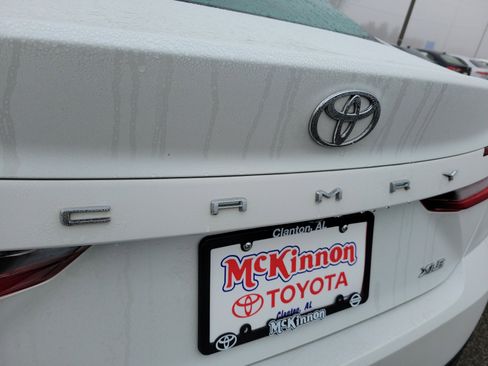 Certified 2025 Toyota Camry XLE w/ Premium Package image 10