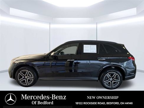Used 2026 Mercedes-Benz GLC 300 4MATIC image 2