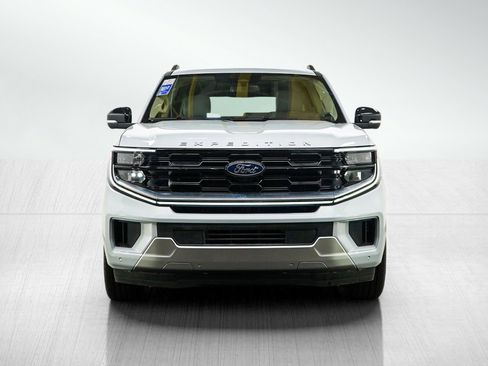 Used 2025 Ford Expedition Max Platinum w/ Driver's Package AWD/4WD image 8